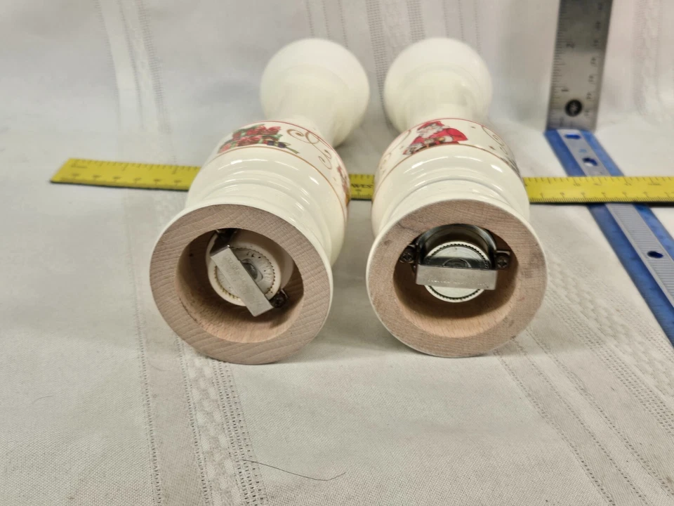 Wood Pepper Mill Williams Sonoma salt grinders Twas The Night before christmas - Image 4 of 4