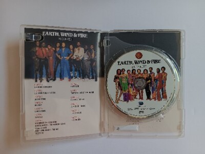 Earth, Wind & Fire: In Concert 2 Disc DVD +CD Collector's Edition