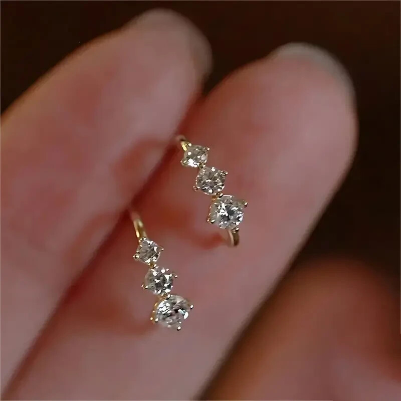 Sparkling Hypoallergenic Cubic Zirconia Stud Earrings Golden Fashion Gift Women