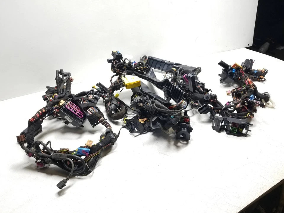 2013 2014 2015 AUDI S4 3.0L TFSI INTERIOR & DASH WIRE HARNESS W/ FUSE BOX OEM - Image 2 of 4