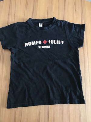 T-Shirt ROLY kurzarm Junge Gr. 110/116 sehr guter Zustand schwarz mit Schrift