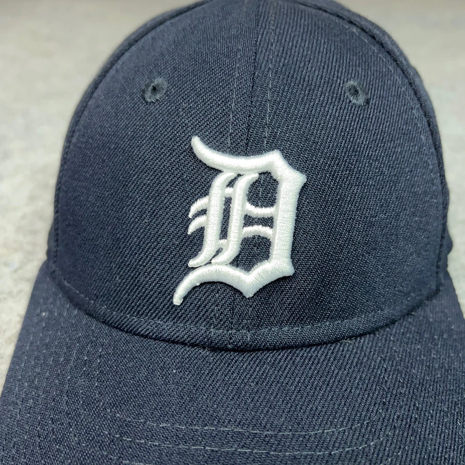 Detroit Tigers Boys Hat Adjustable Navy White New Era Logo 9Forty Baseball MLB - Image 2 of 4