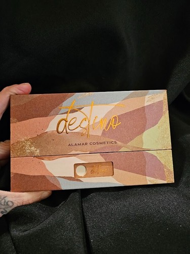 Alamar Cosmetics - DESTINO Eyeshadow Palette - 10 Beautiful Colors - NEW In Box - Picture 5 of 5