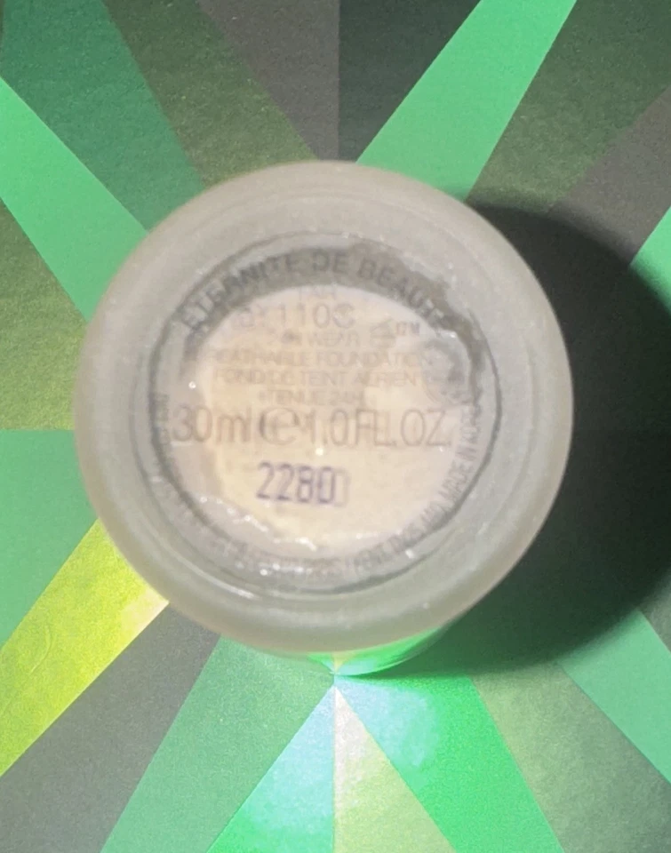 GUCCI 24H WEAR BREATHABLE FOUNDATION LIMINOUS MATTE FINISH 110C FAIR NEW IN BOX - Image 2 of 3