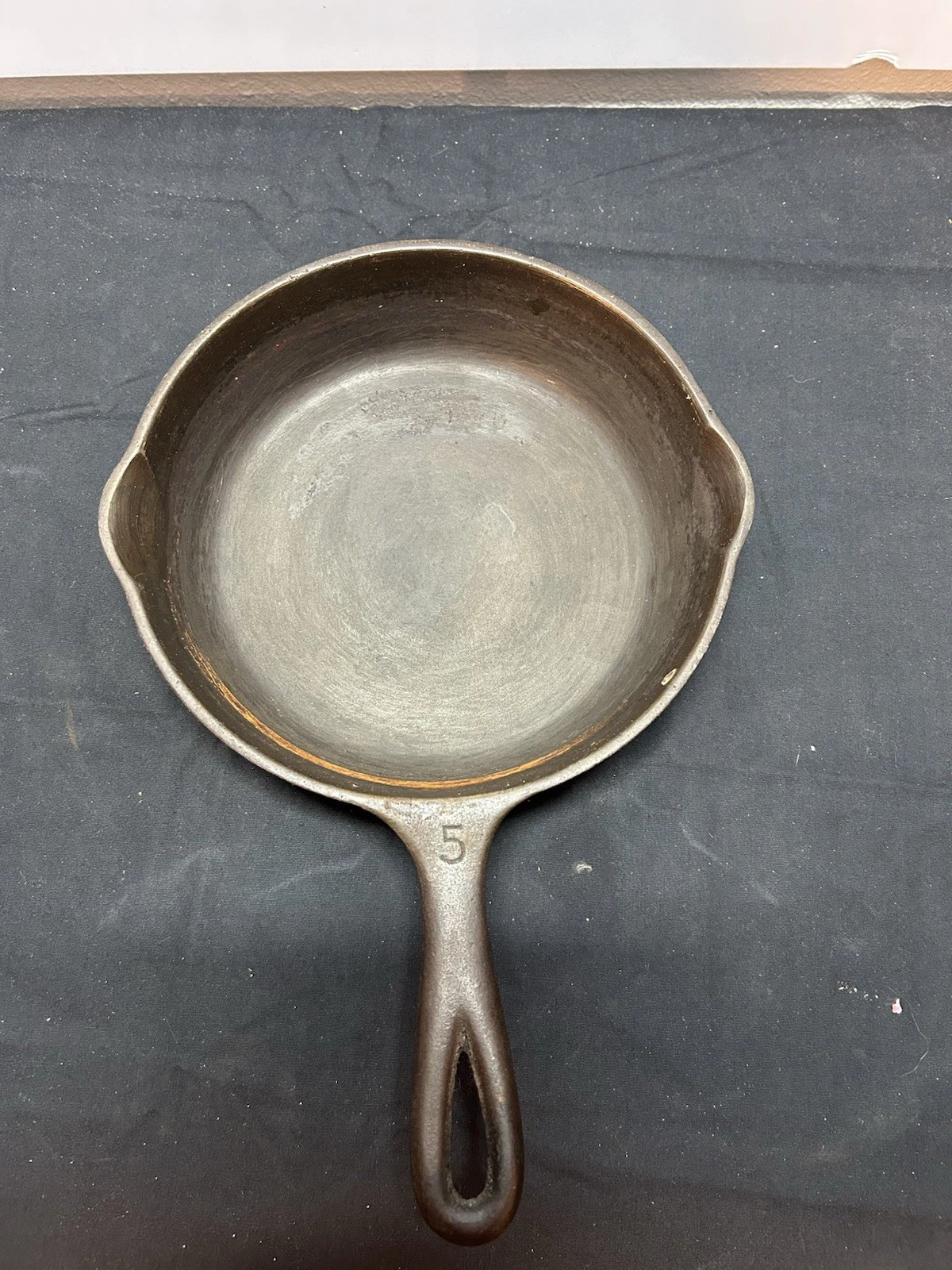 Wagner Ware #5 Sidney -O- 1055 Cast Iron Skillet