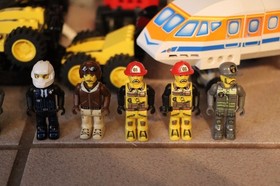 LEGO&reg; Jack Stone & 4 Juniors Huge Lot Of Sets & Minifigs 4654 4657 4655 4619