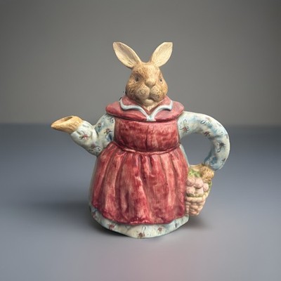 Vintage Otagiri Japan Mrs. Bunny Tea Pot The Edith Collection 7'' Handpainted