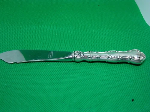 Gorham Sterling Silver STRASBOURG Master Butter Knife 6 5/8" Nice !