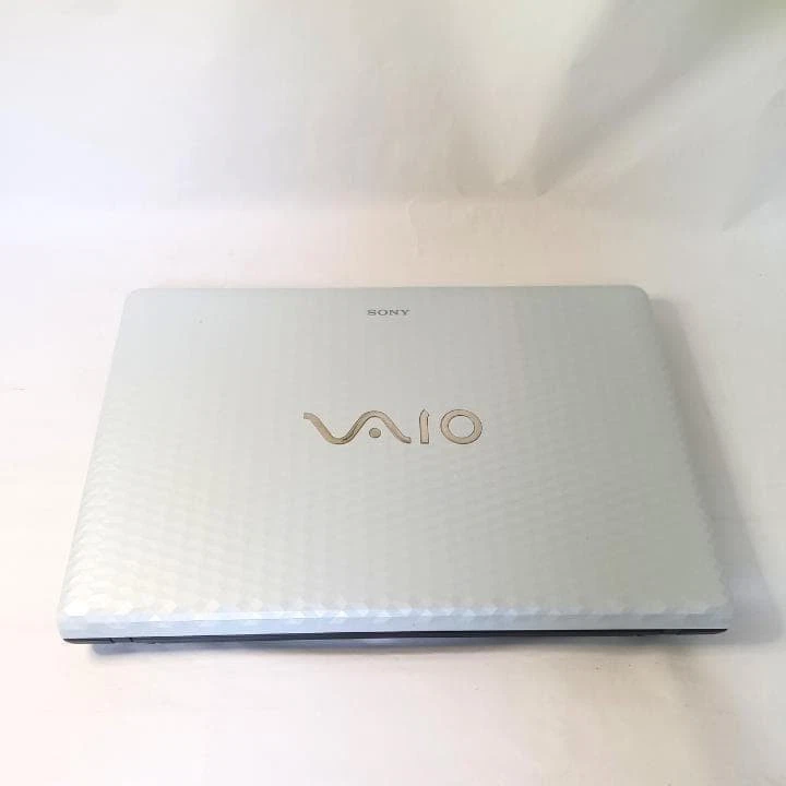 SONY VAIO VPCEH28FJ Core i5 - 2430M 15.5 in 8GB SSD 128GB Windows11 Home - Image 2 of 4