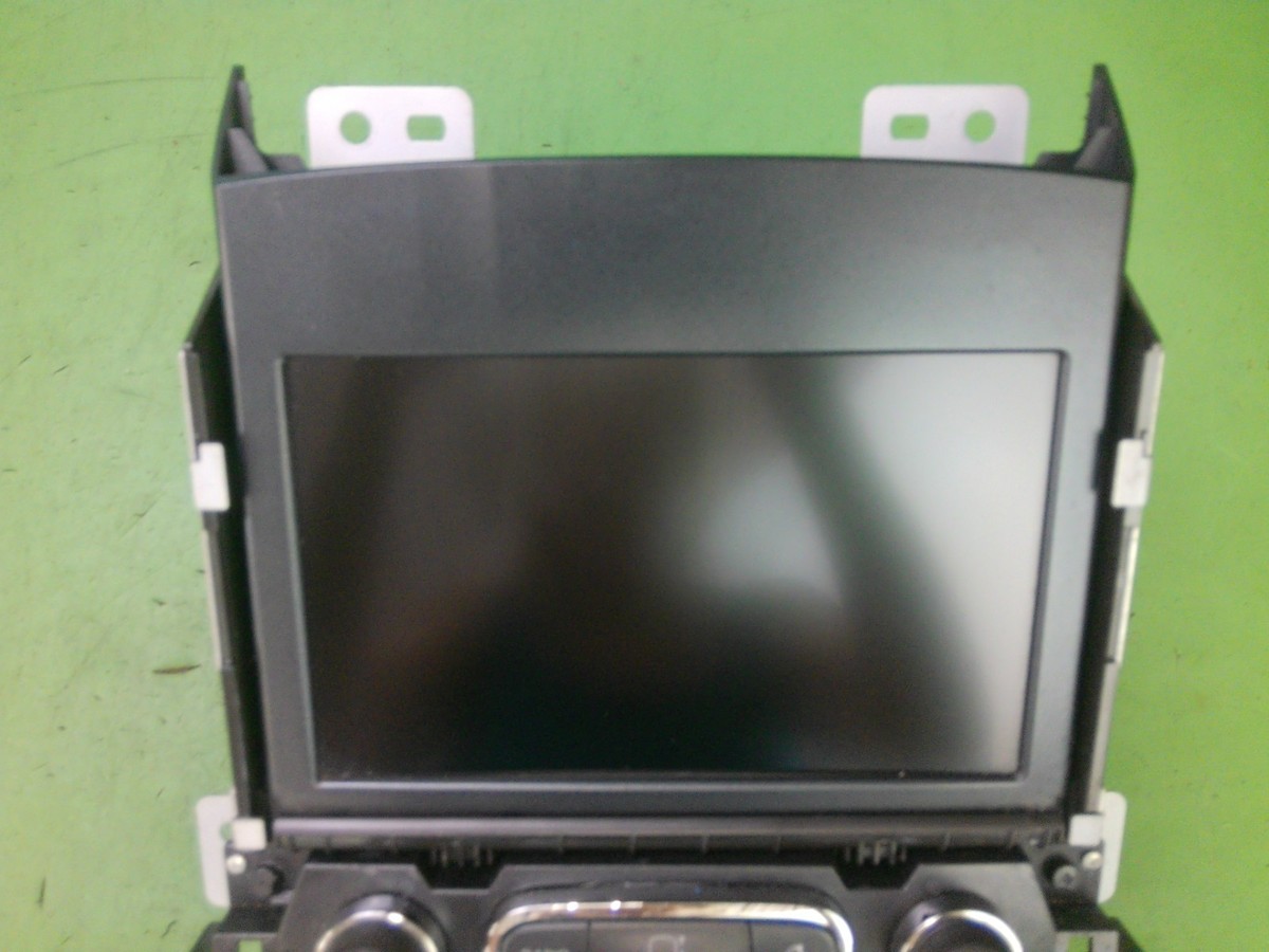 08-09 PONTIAC G8 SCREEN RADIO CLIMATE FACE PLATE CONTROLS RECEIVER