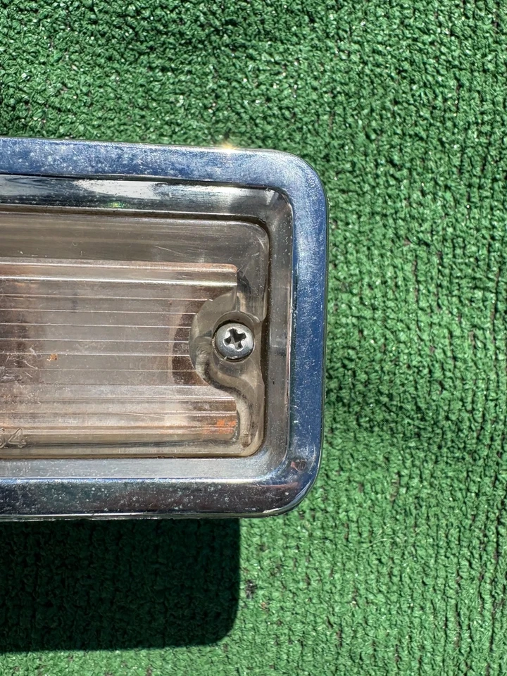1963 Oldsmobile park light housing and lens 63 Olds Foto 4 de 4