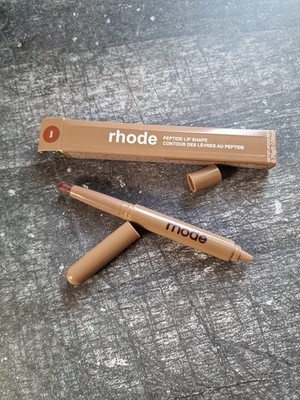 Rhode pertide lip shape lean 0,75g Lipliner