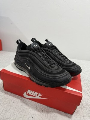 Nike Air Max 97 Black Mesh Low Top Cushioned Athletic Shoes Rubber Outsole