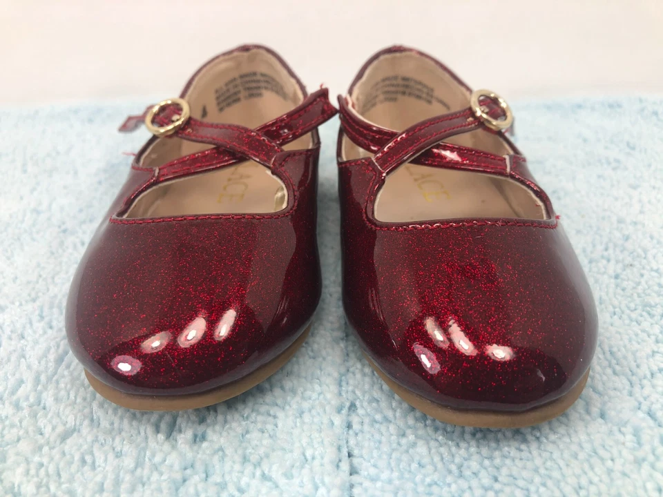 0680 - Zapatos de vestir Children's Place niñas pequeñas talla 4 rojo brillante Foto 2 de 4