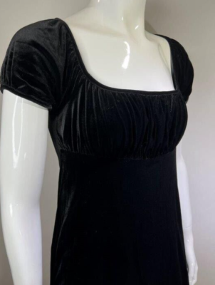 Ralph Lauren Form-fitting Princess-cut Short Black Velvet Dress Size Small  | eBay