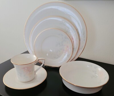 Noritake Sweet Surprise China, Service for 14 or by the Piece