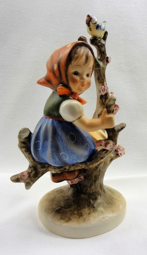 Figura Hummel Goebel - Apple Tree Girl - #114/1 - 6"" - TMK2 abeja completa - Imagen 6 de 11