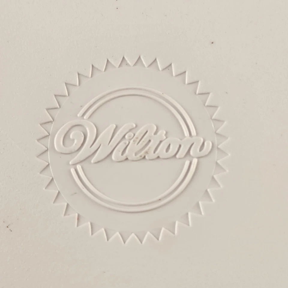 Wilton Trim N Turn Rotating Cake Decorator Decorating Turntable Display 12" - Image 3 of 4