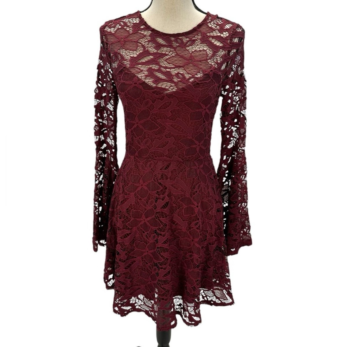 Material Girl Long Bell Sleeve Lace Midi Dress - Burgundy Red - size Medium  | eBay