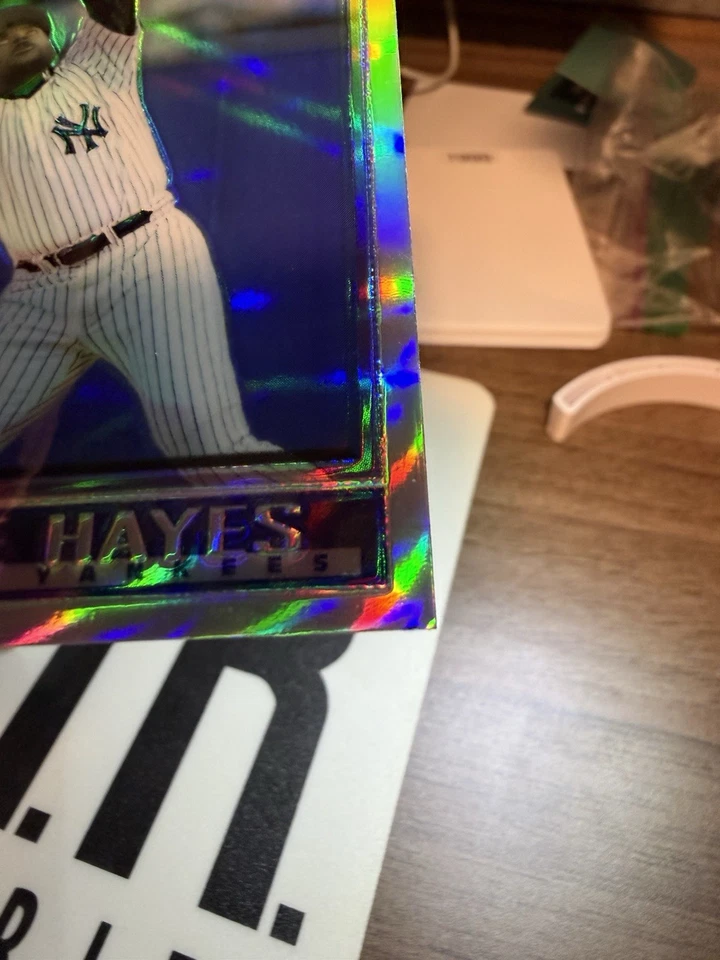 1998 Topps Chrome - Charlie Hayes refractor #29 Clean Surface - Image 4 of 4