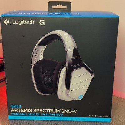 Logitech G933 Artemis Spectrum Snow Wireless 7.1 Gaming Headset w/ Boom Mic