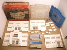 Vintage Bachmann Plasticville O/S Guage Scenery Hospital Kit HS-6 w/ Parts, Box