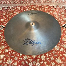 Zildjian 20 Inch Medium Ride Cymbal with Case, Vintage, No Cracks, Light Tarnis