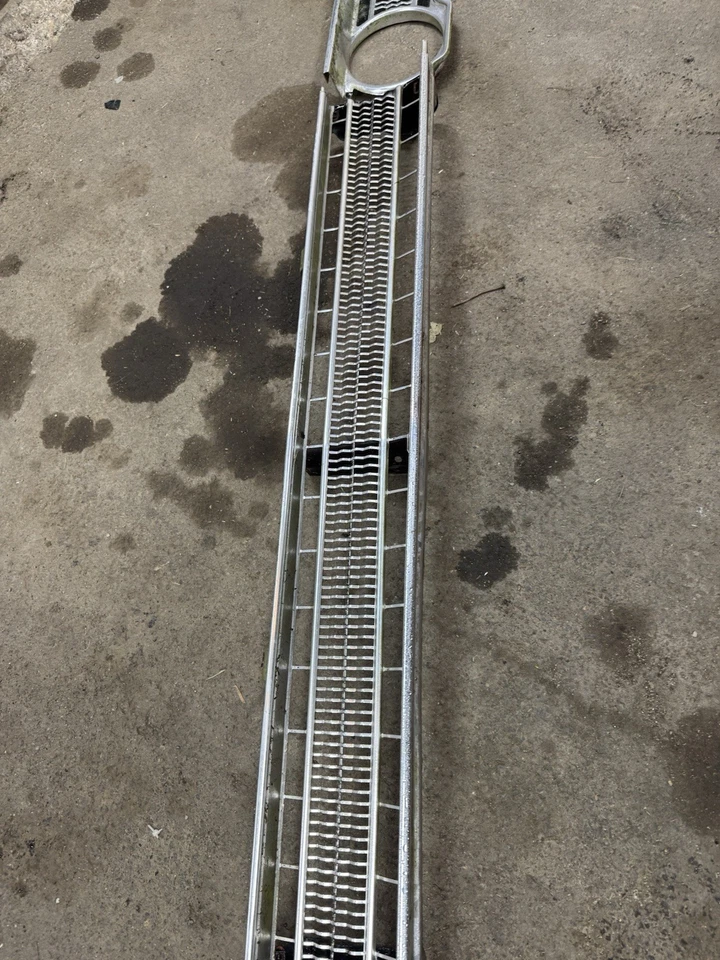 Bisel de faros izquierdo y derecho Plymouth Fury I II 1969 con rejilla Foto 3 de 4