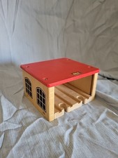 BRIO 33365 - Engine Shed Wooden Railway Depot