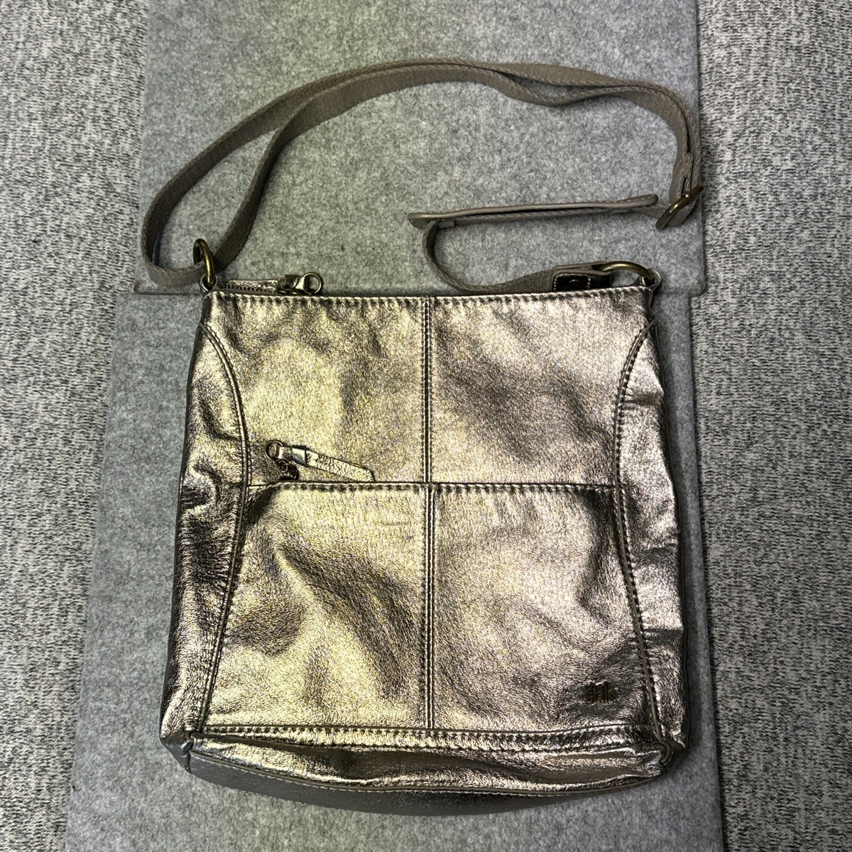 The Sak Lucia Pyrite Metallic Gold Leather Crossbody Purse