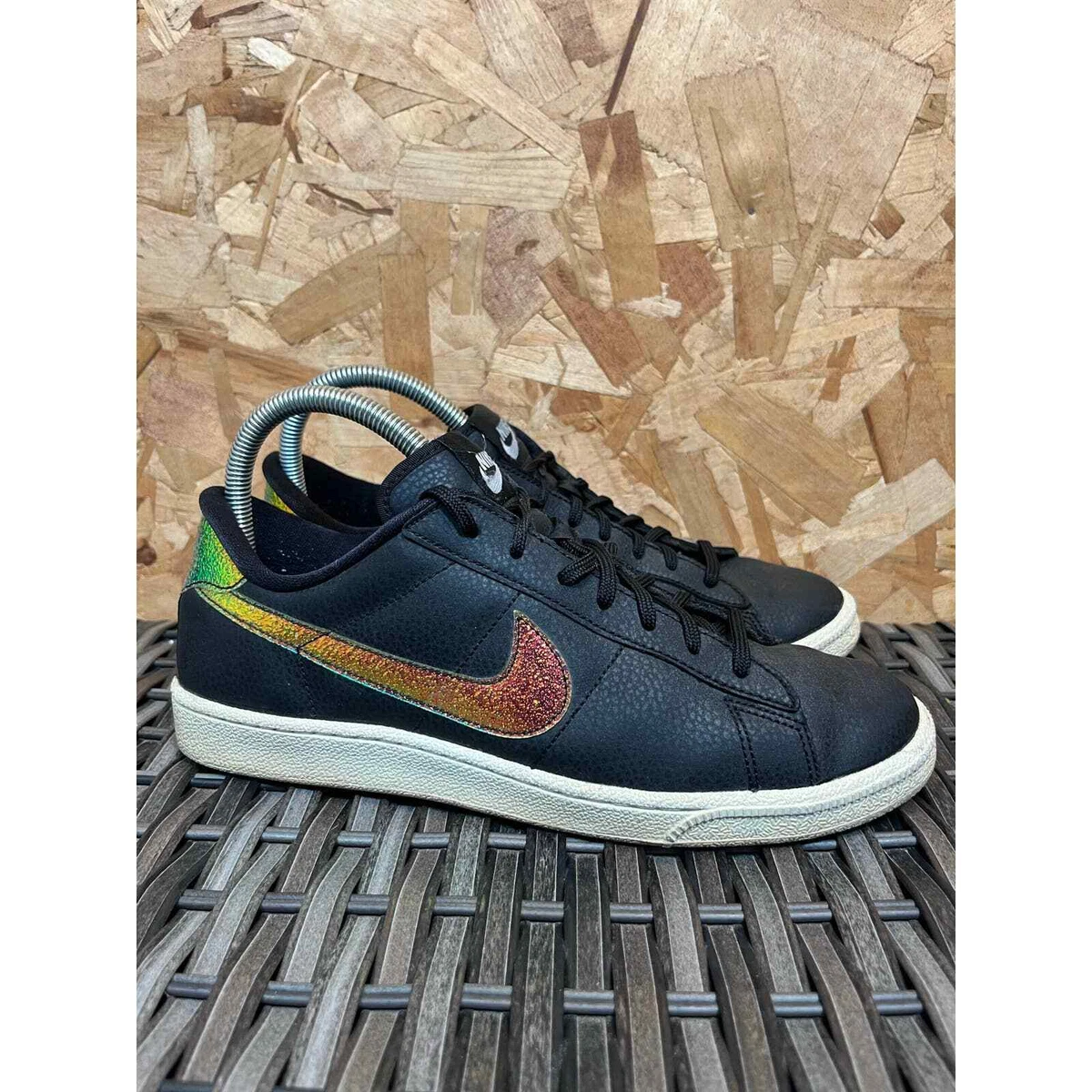 Nike Tennis Holographic Womens Black Sneakers Size 9.5 844940 001
