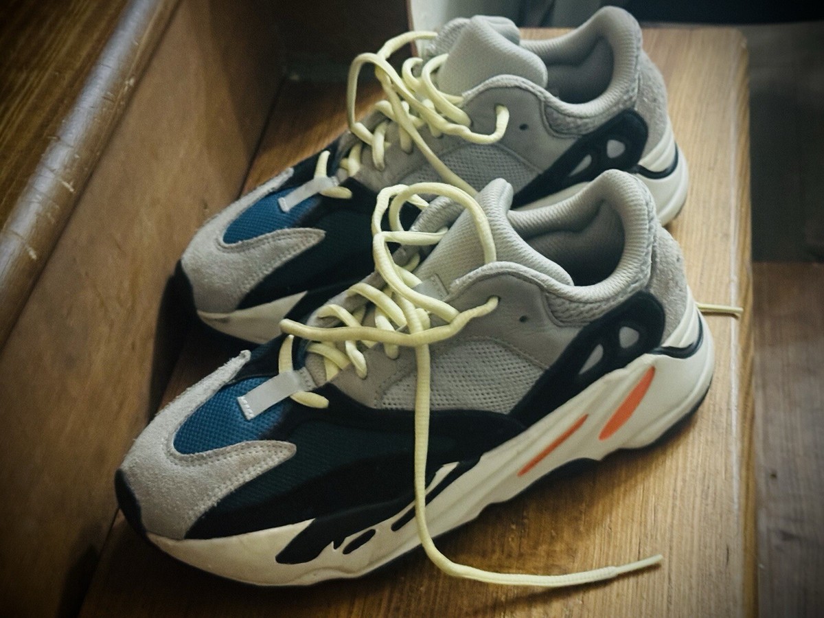 Size 7 - adidas Yeezy Boost 750 Wave Runners | eBay Size 7 - adidas Yeezy Boost 750 Wave Runners | eBay