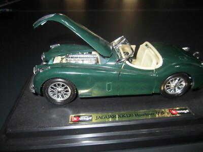 BURAGO GREEN (1948) JAGUAR XK 120 ROADSTER DIE CAST CAR - 1:24 - 7