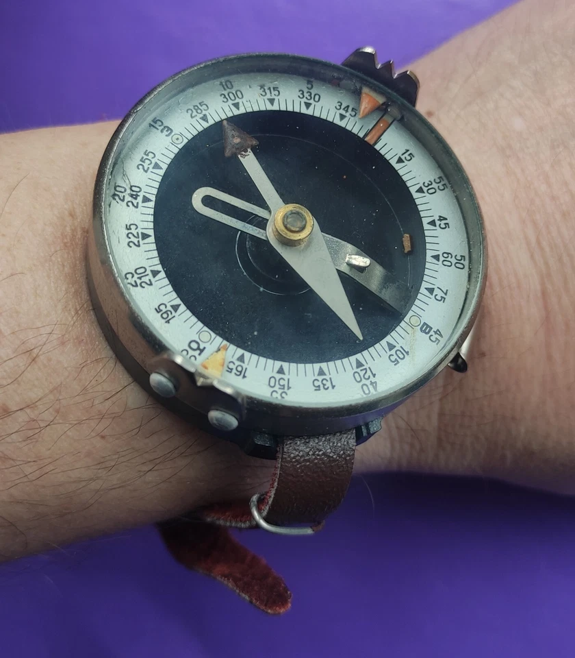 1960s Old military compass Adrianov 9t - Image 2 of 4