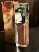 Sigma Lip Cream Jojoba oil And Sunflower Seed Oil Shade Begonia ￼.18 Oz