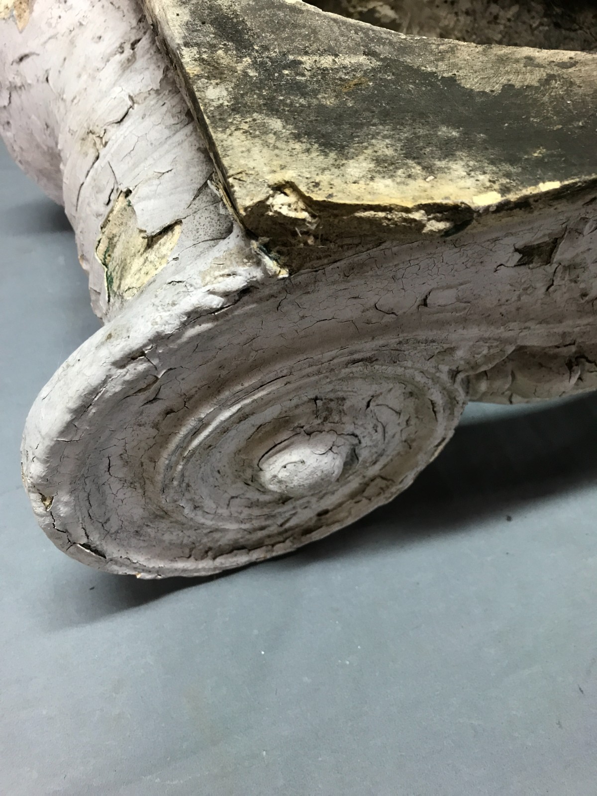 1 Antique VTG Neoclassical Plaster Column Capital Architectural Salvage 1391-25B