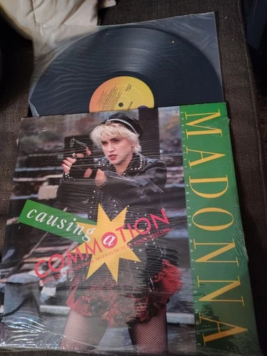 MADONNA Causing A Commotion 12" LP Single SIRE RECORDS Synth-Pop Dance