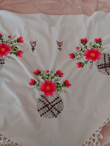 Handmade Shawl From Mexico Embroidered Roses And VTG A Few Small Marks - Picture 2 of 5