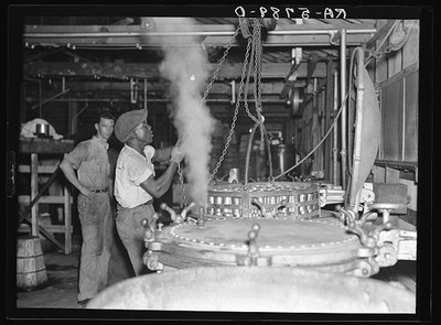 Photo:Dania Florida 1937 Vegetable Canning Plant Workers Steam Cans