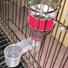 1pcs Plastic Pet Bird Drinker Feeder Water Bottle Cup For Chicken Pigeo hcSJU..X