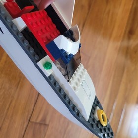 Lego Town City Harbor Set 4642 Fishing Boat 99% complete rare 2011 READ