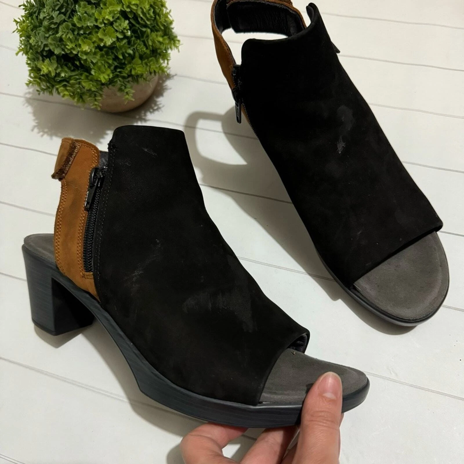 NAOT Supreme Favorite Marron Cuir Noir Cuir Noir Sandale Orteil Ouvert Taille 10