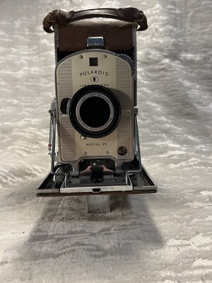 Antique Vintage 1948 POLAROID LAND CAMERA Model 95 with Light