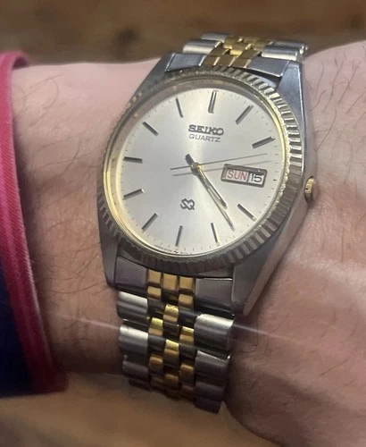 Seiko Quartz Day Date Fluted Bezel Vintage Men’s Watch 5Y23 8A69 Two Tone