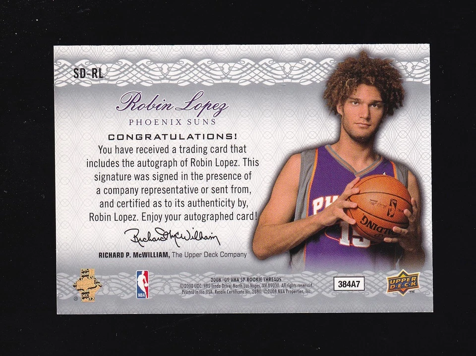 2008-09 SP Rookie Threads Día de la Firma Robin López Autógrafo #SD-RL Phoenix Suns Foto 2 de 2