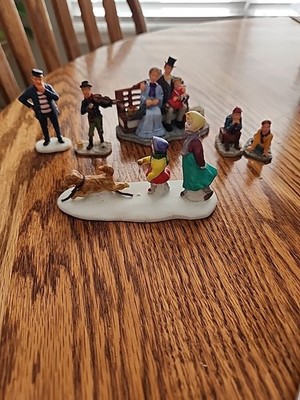 Lemax Christmas Village People Figurines Lot Of 7