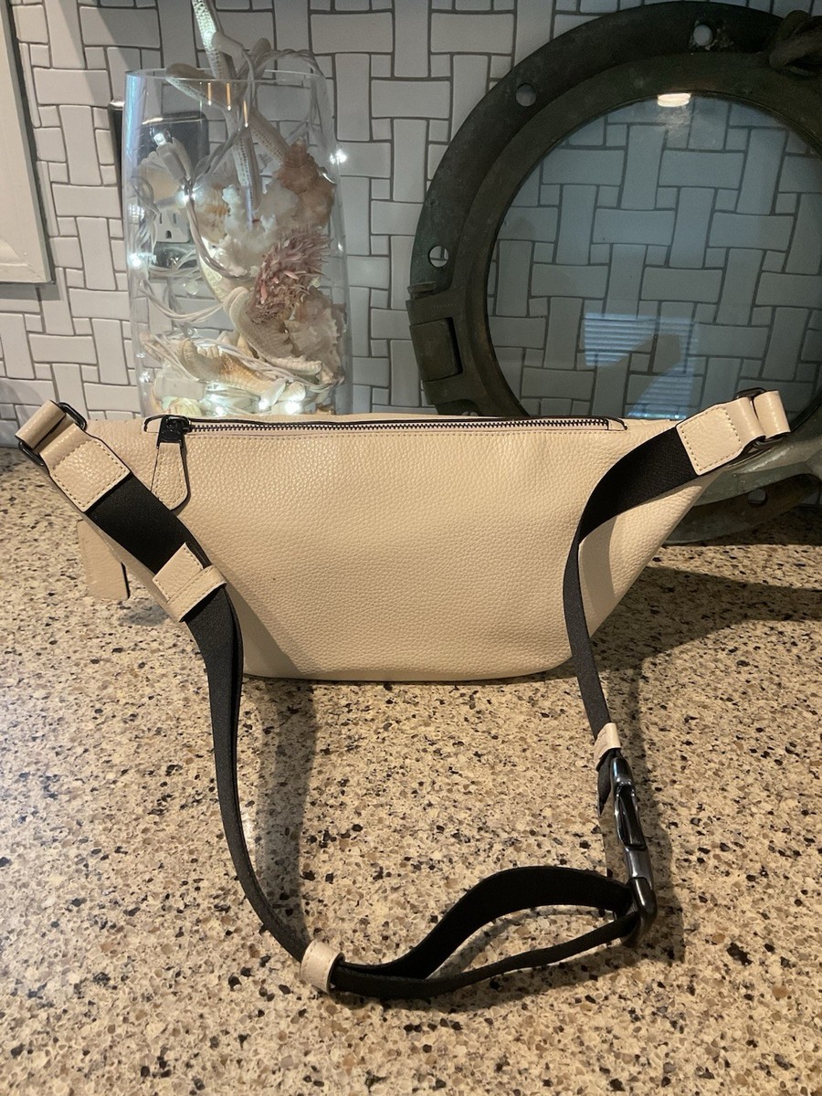 Coach X TOM WESSELMANN Lips Warren Belt Bag CQ086 | eBay