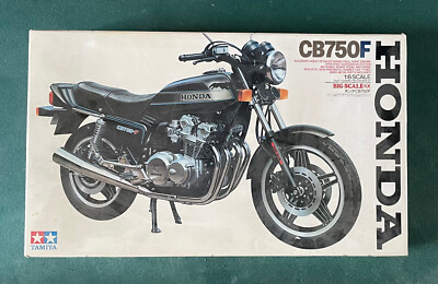 Tamiya Honda CB750F Motorcycle Model Kit 1620 1:6 Scale
