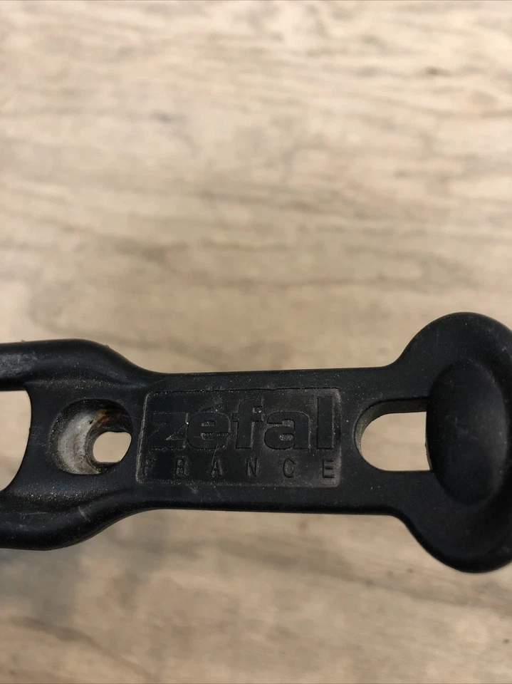 Jaula para botellas de agua Zefal de plástico/aluminio negro para carreras de carretera Foto 4 de 4