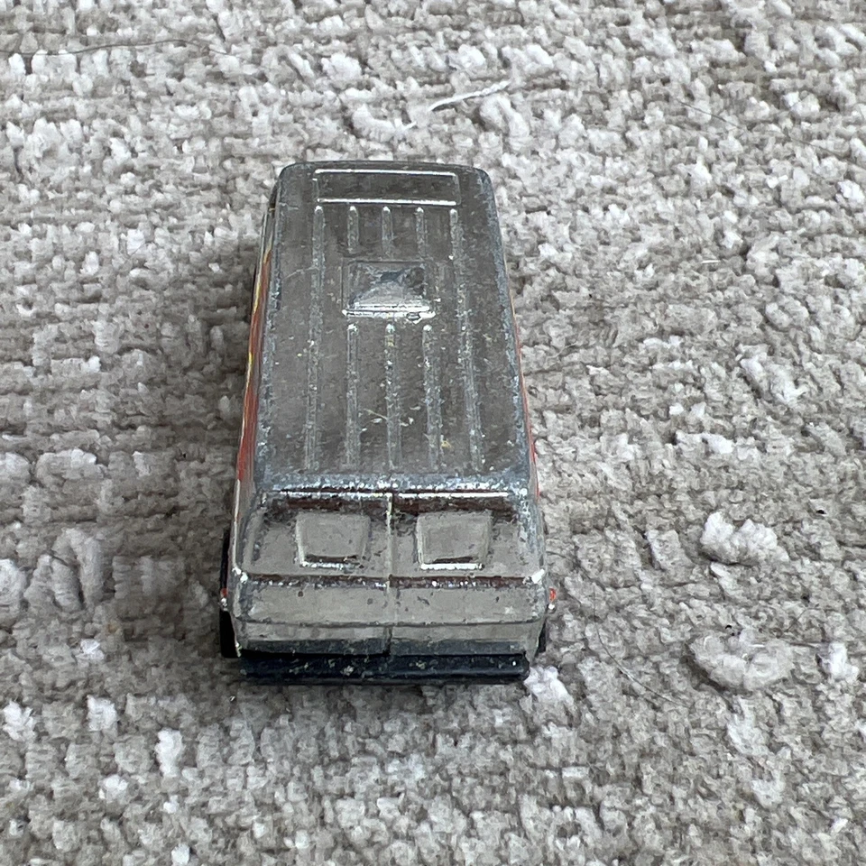 Hot Wheels Super Van Redline 1974 Flying Colors Flames Silver Hong Kong Foto 4 de 4